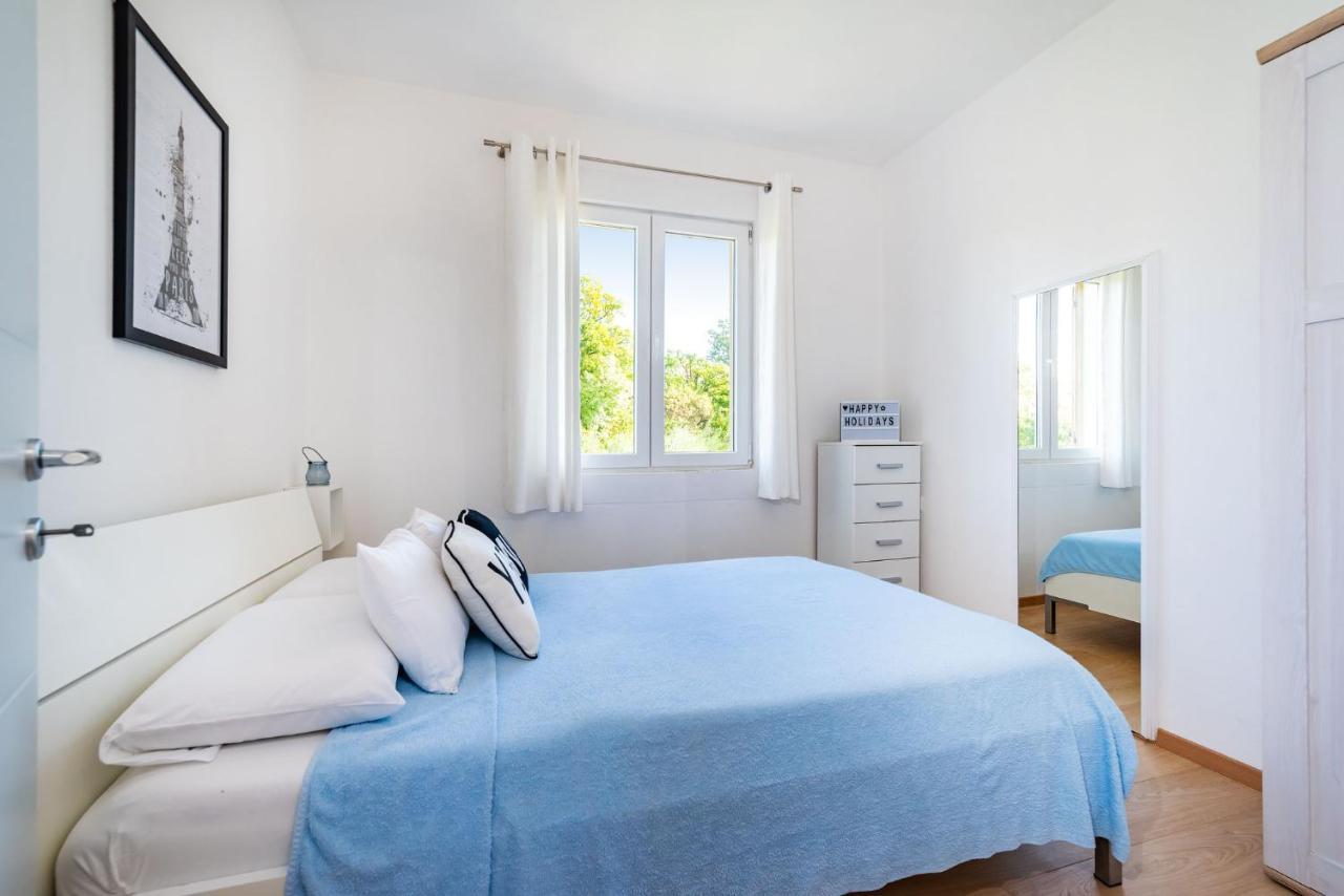 Apartment Maia Lena For Family Jasenice  Buitenkant foto