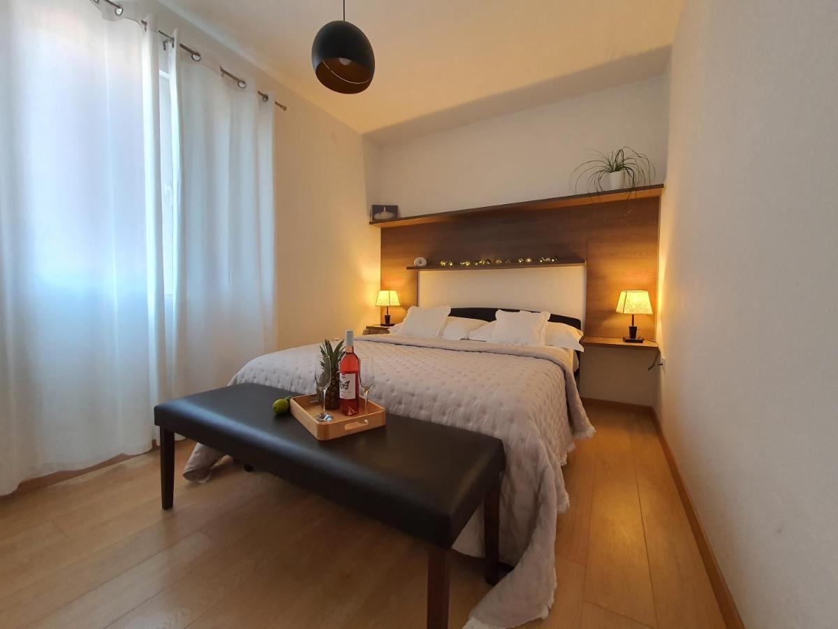 Apartment Maia Lena For Family Jasenice  Buitenkant foto